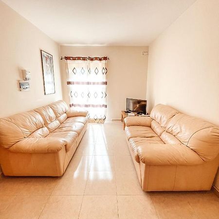 Stresa Court Apartments Saint Julian's Ngoại thất bức ảnh